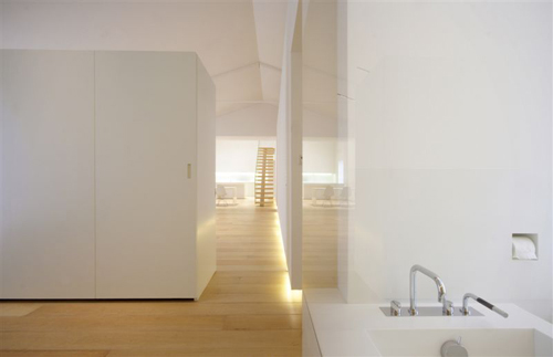 loft design dans un ancien monastère