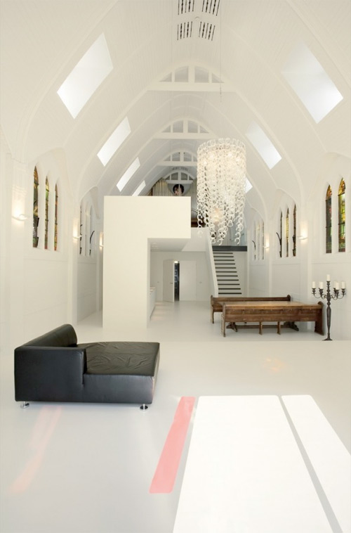 loft réalisé dans une ancienne église