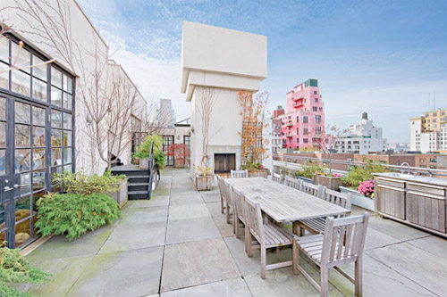 terrasse d'un loft sur le toit d'un immeuble à New York