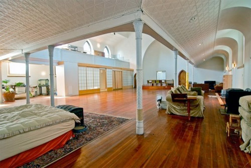 église transformée en loft sans cloison