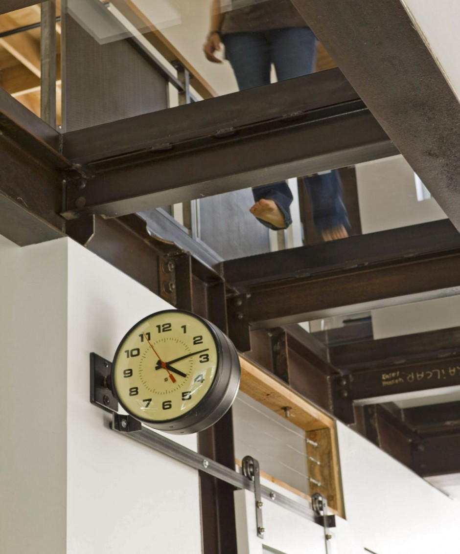 passerelle en verre et metal
