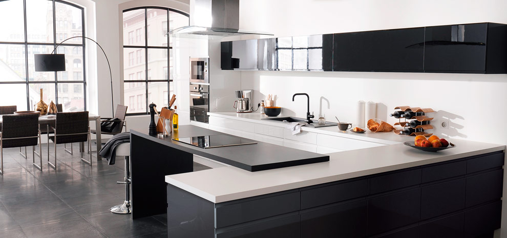 21 idées de cuisine pour votre loft Cuisine moderne noire