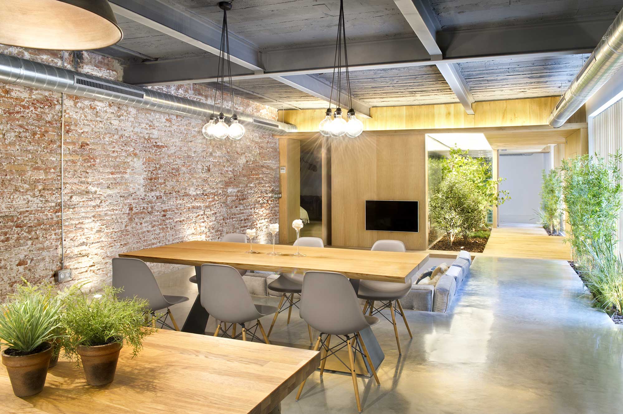 Loft à terrassa par egue y seta