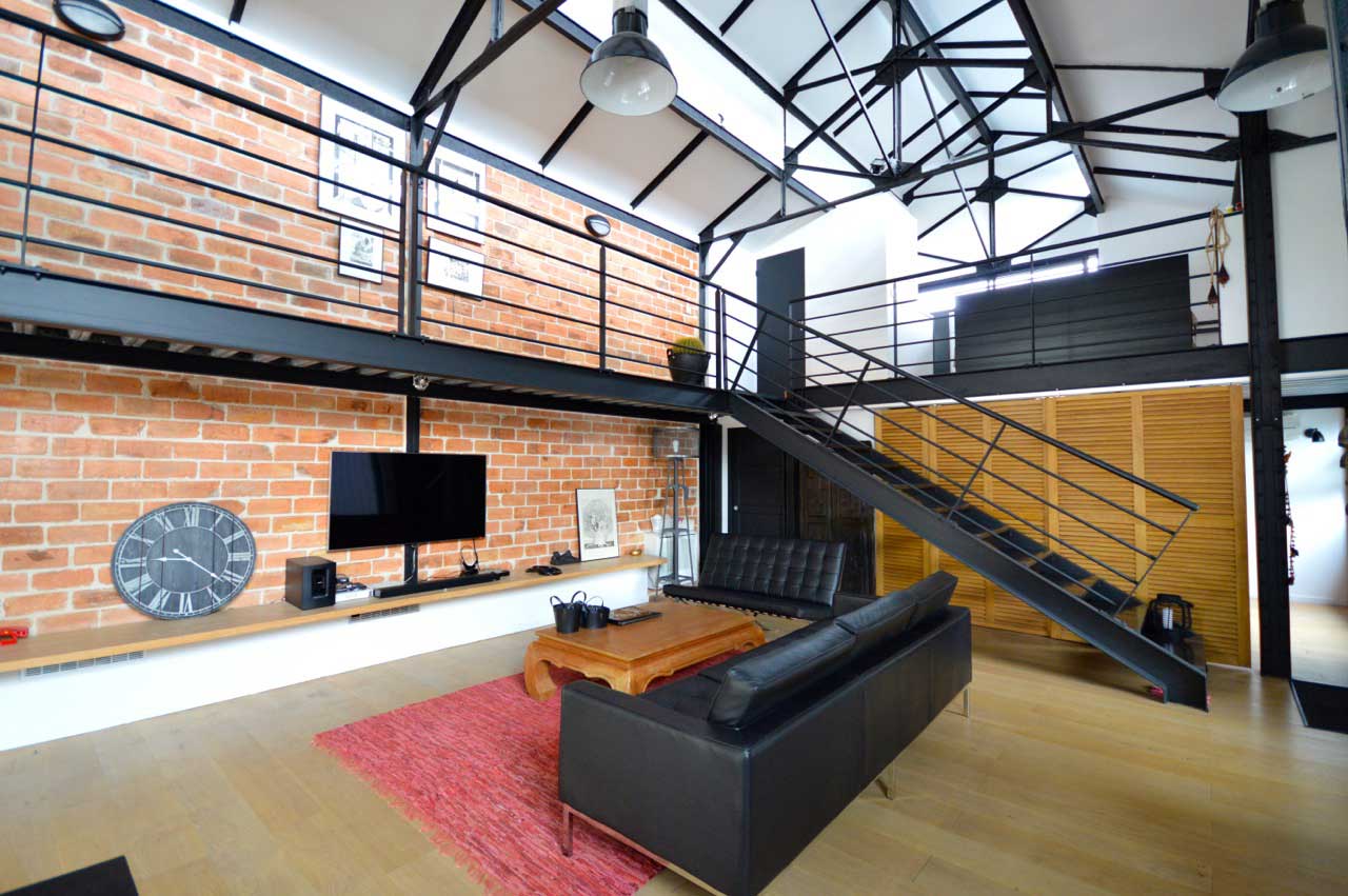Loft industriel avec piscine à vendre à bordeaux