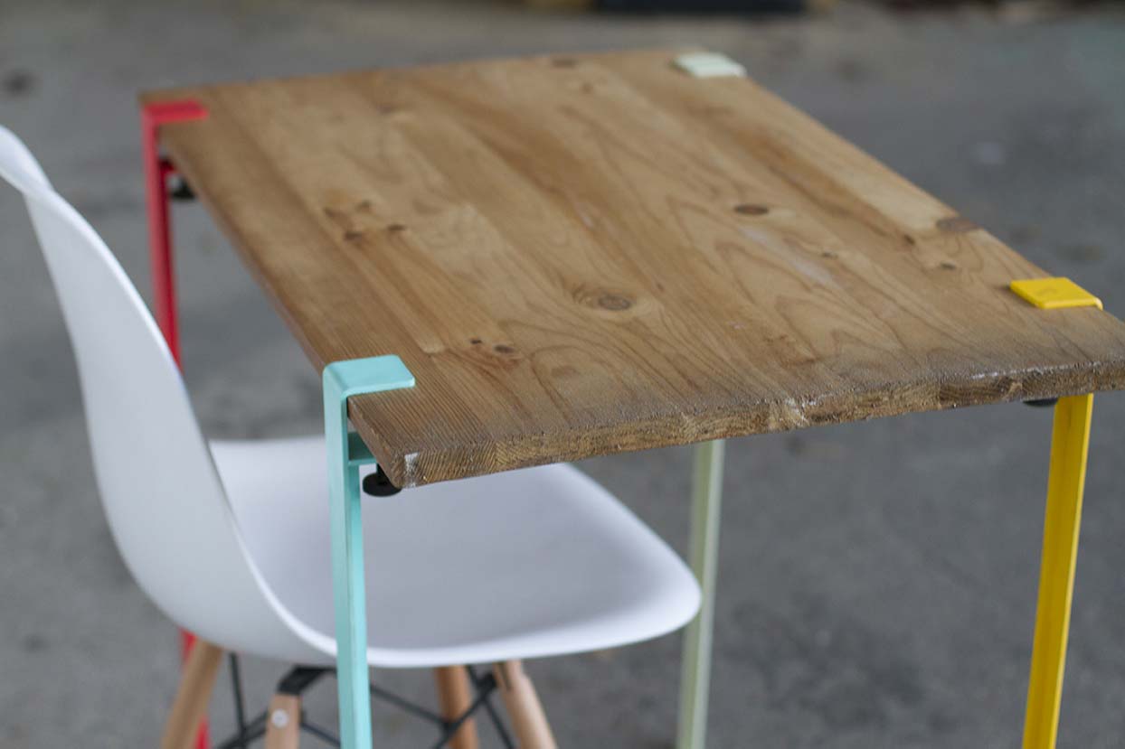 41 idées déco de tréteaux pour créer une table ou un bureau