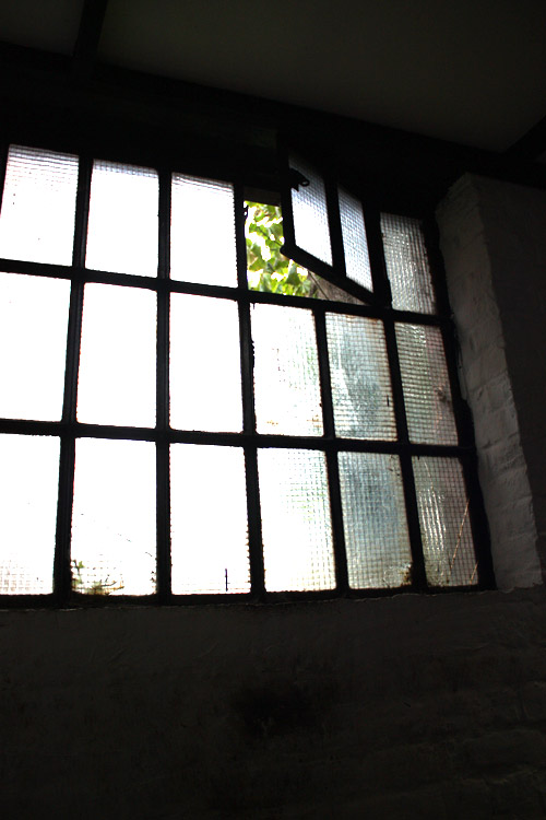vieille fenêtre d'usine