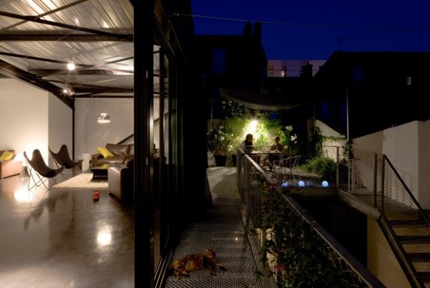 maison métallique bordeaux