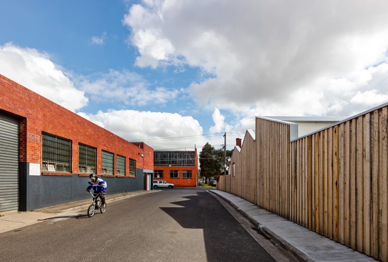 Maison avec façade en bardage bois