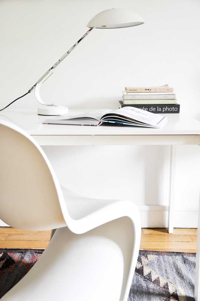 Lampe de bureau blanche