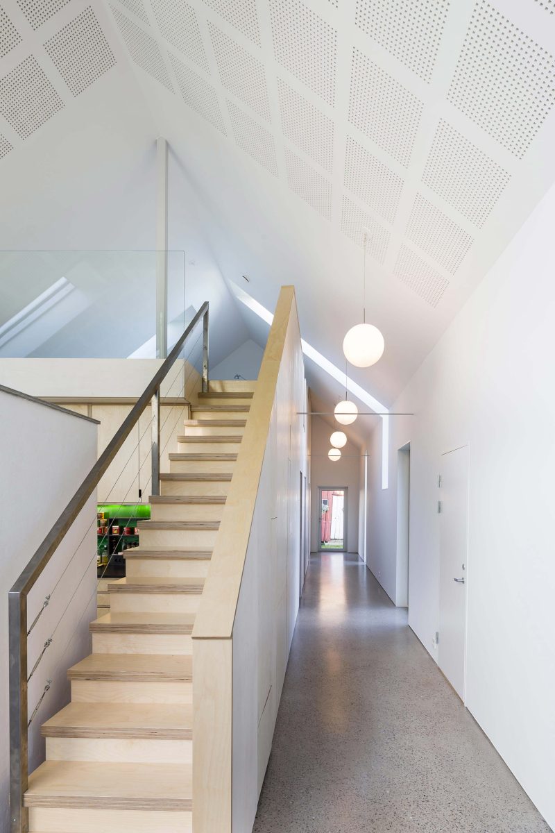 Escalier moderne en bois