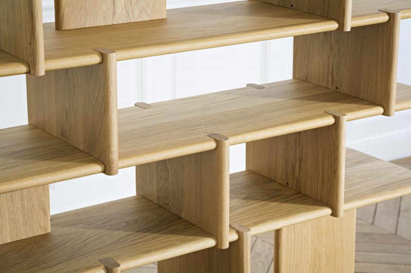 Tana, bibliothèque sur-mesure par Junddo