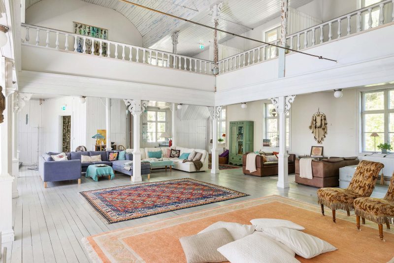Loft a vendre dans une chapelle en suede