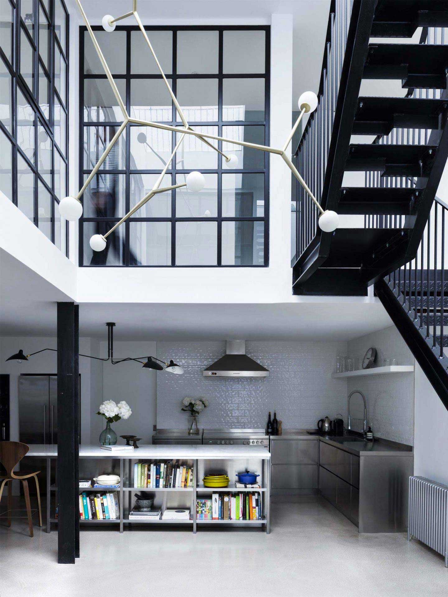 Verrière d'atelier : 9 idées déco pour un intérieur lumineux