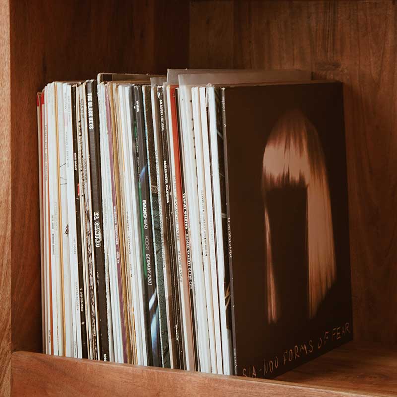 Meuble étagère vinyle en bois