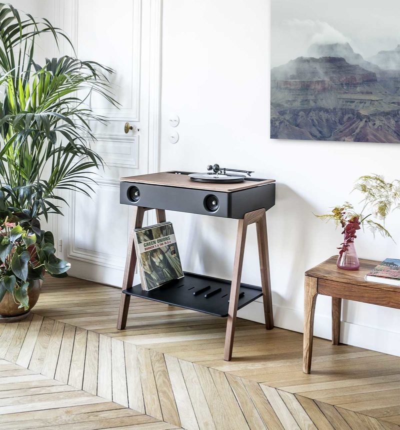 51 meubles pour le rangement des vinyles et d'une platine