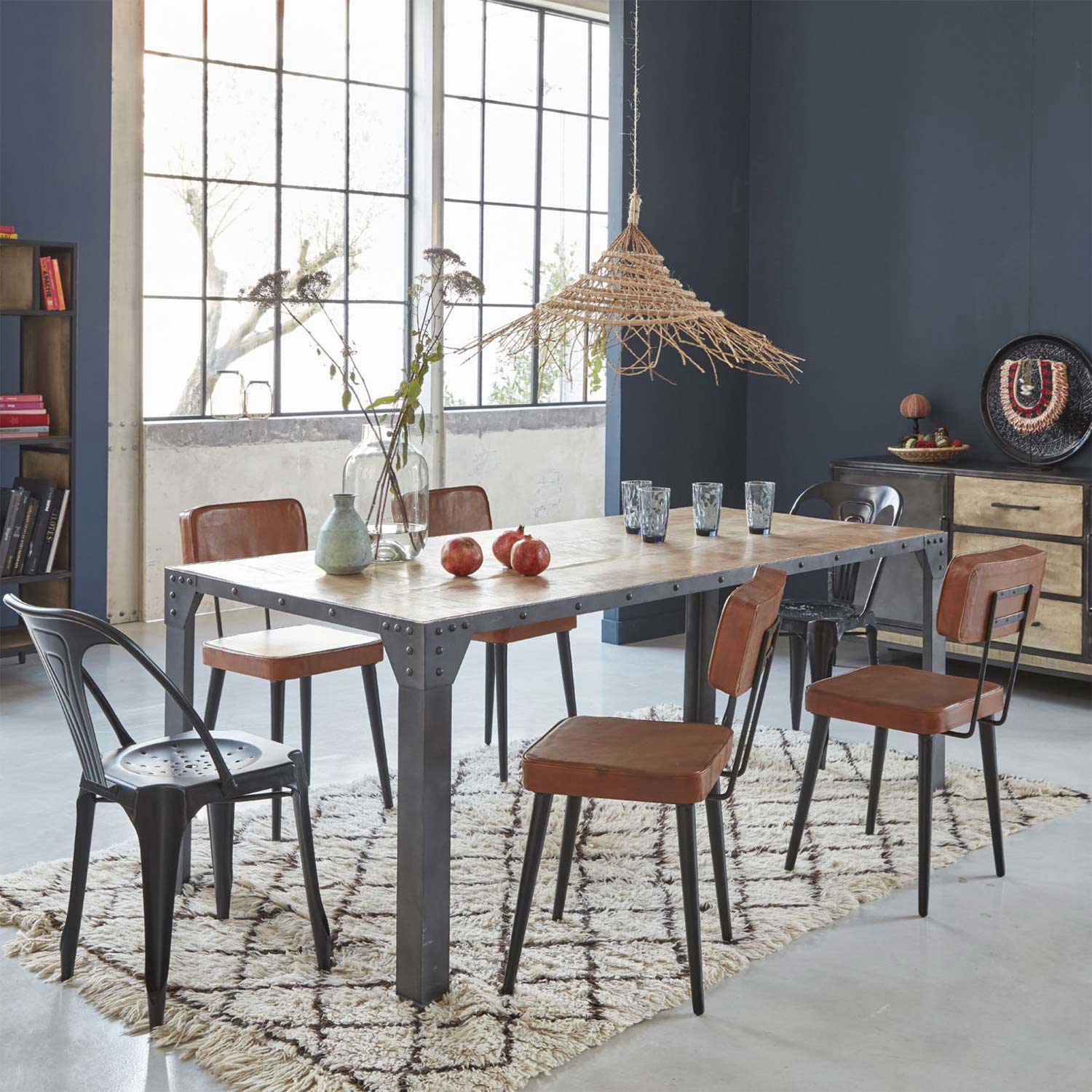 Table industrielle 20 idées déco en métal et bois