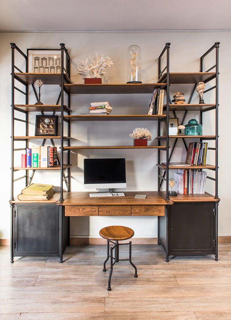 Bureau d'angle avec bibliothèque integré et tiroirs