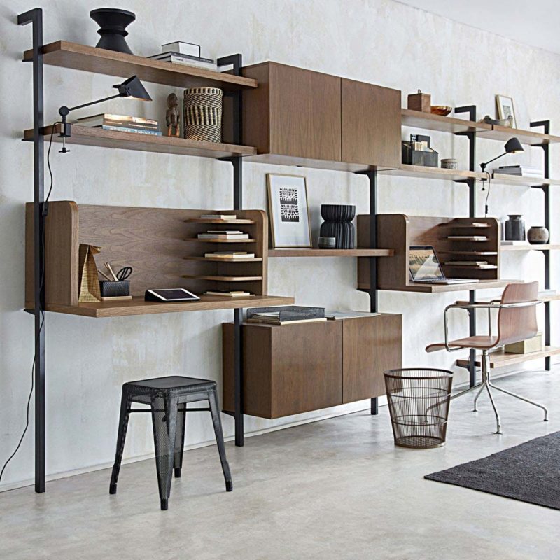 Bureau dans une étagère modulable
