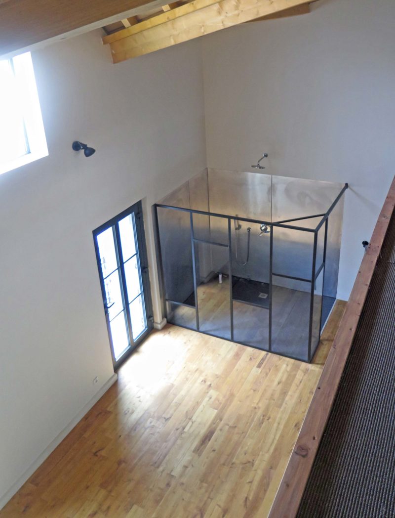 Maison loft en auto construction