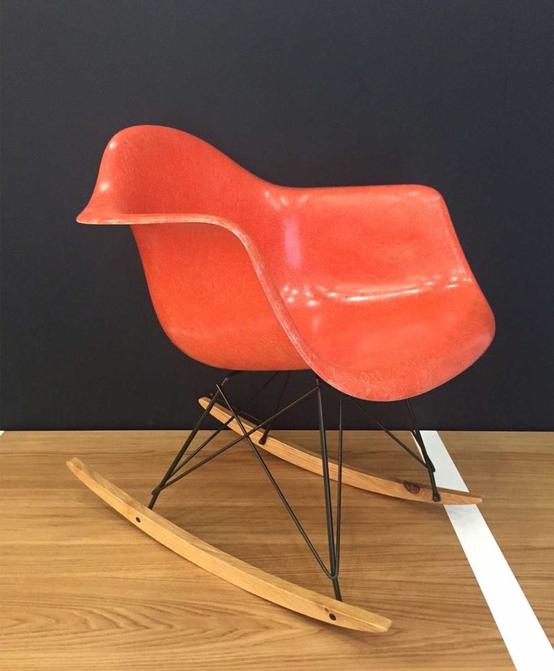Rocking chair Eames vintage
