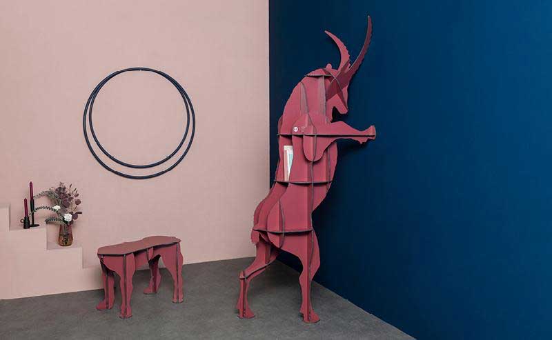 Bibliothèque en forme d'animal