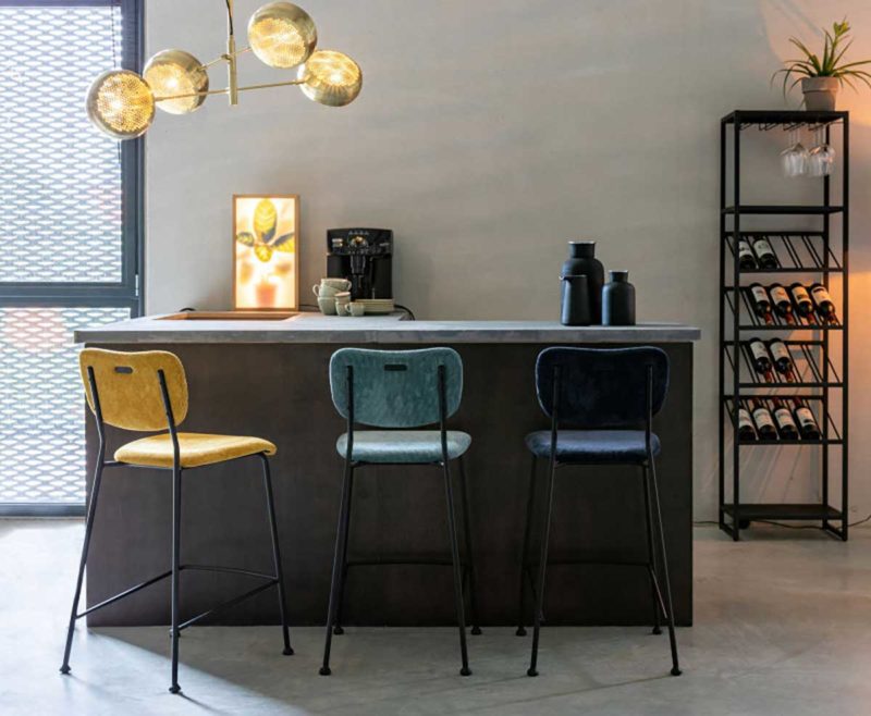 Tabouret de bar design en velours avec dossier