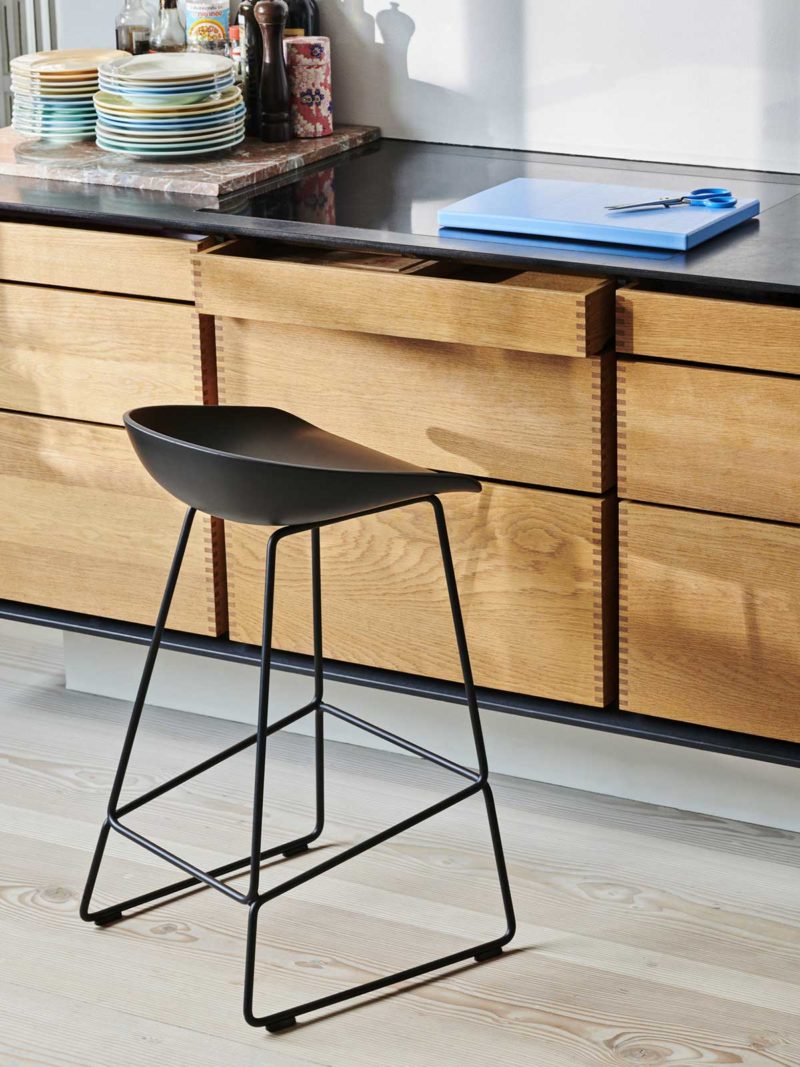 Tabouret de bar design noir