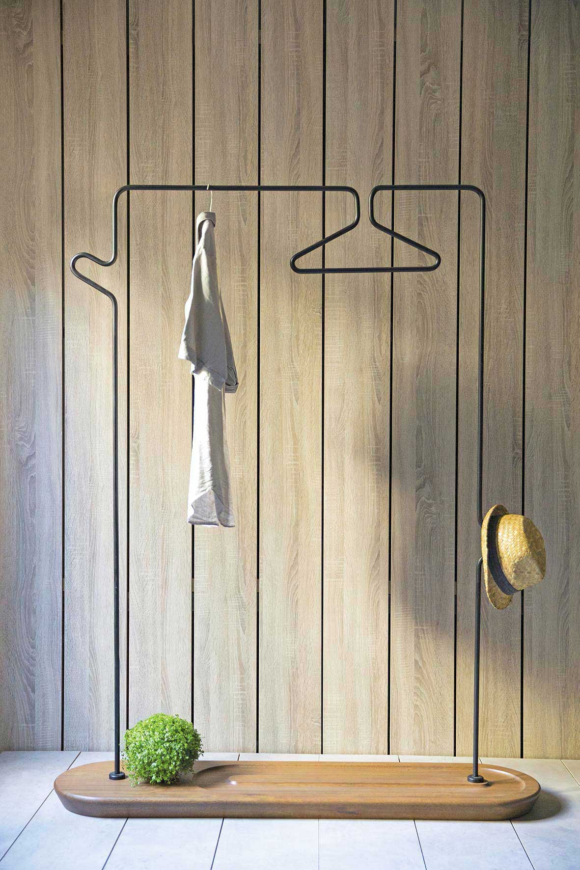 Valet de chambre 19 modèles pour ranger vos vêtements Valet de chambre 19 modèles pour ranger vos vêtements