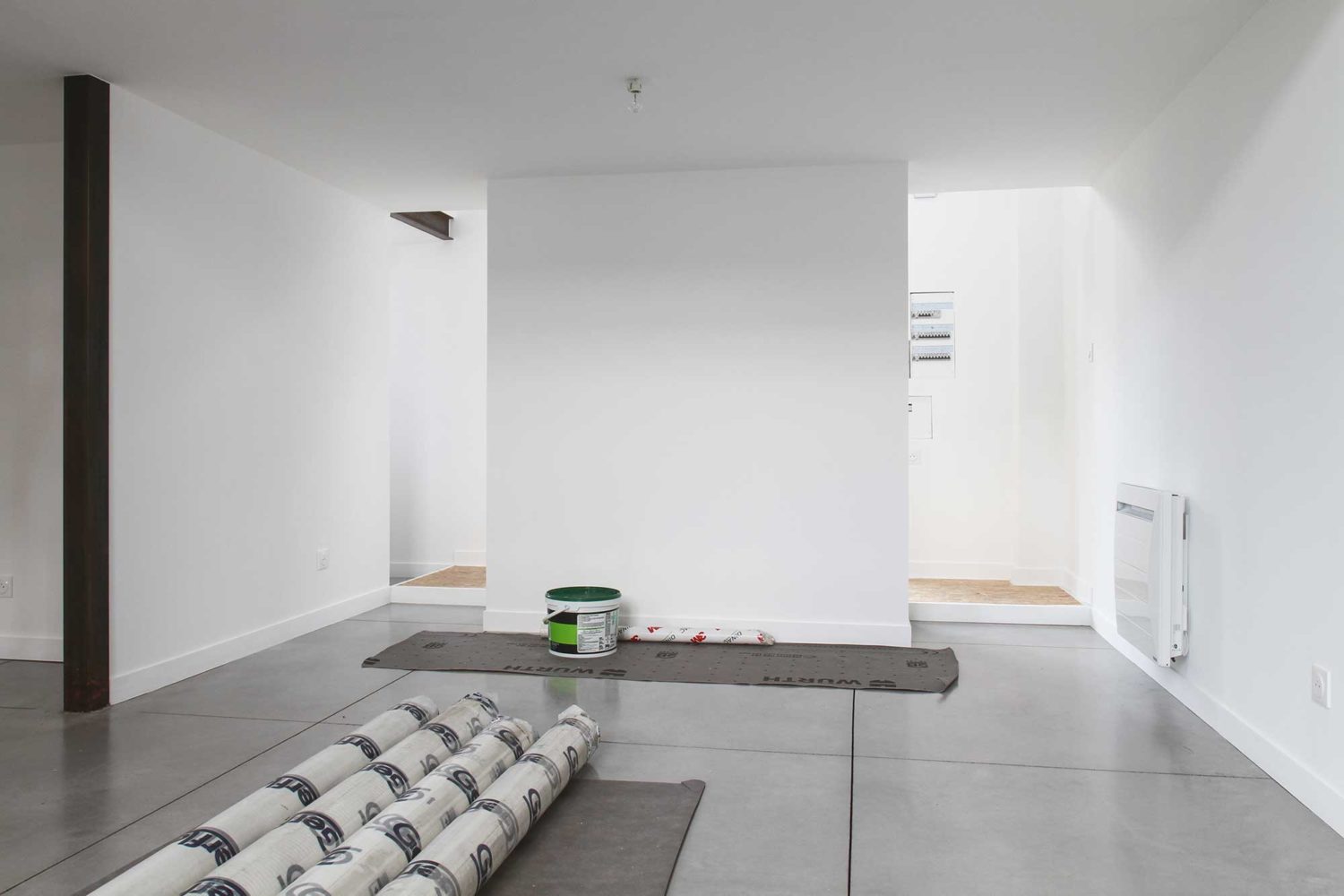 Chantier loft avant pose sol vinyle