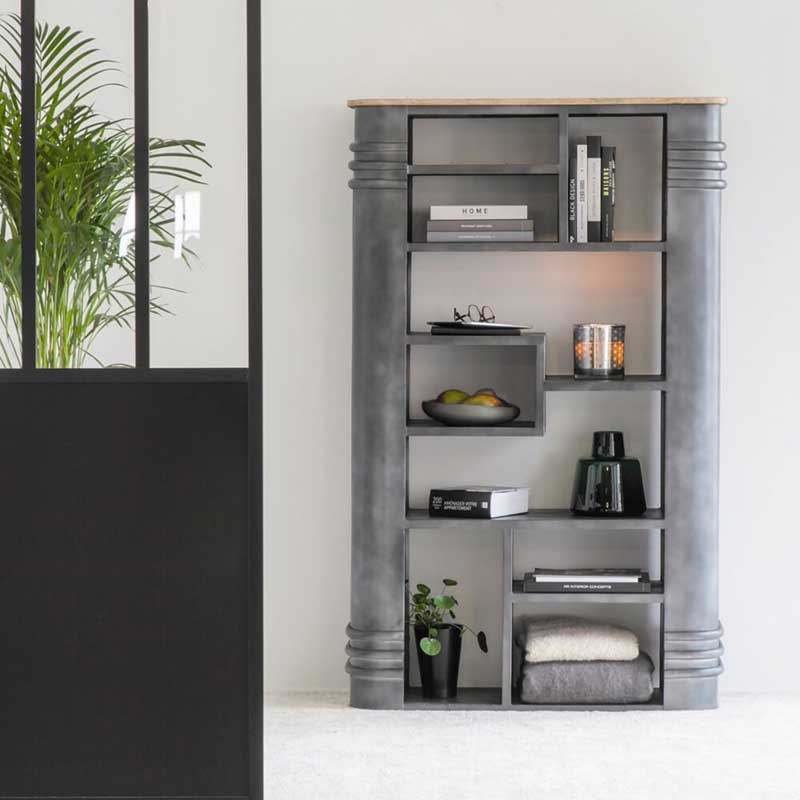 Design tout en rondeur pour bibliothèque industrielle
