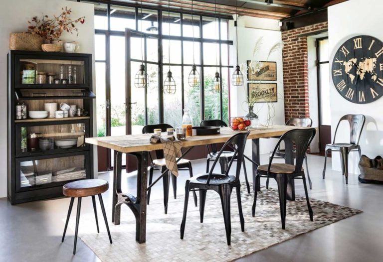 Chaise industrielle  21 idées déco en métal et bois