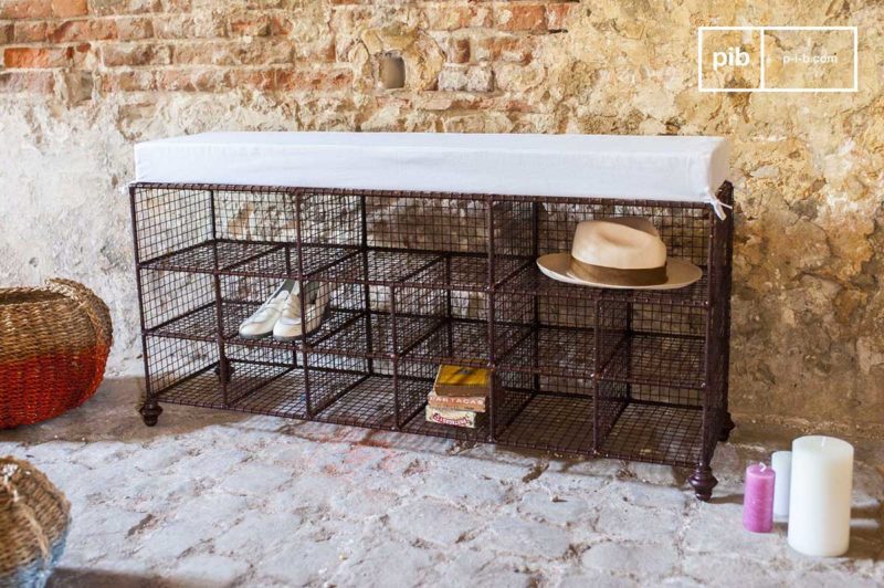 Banc avec casiers pour chaussures avec assise en tissu