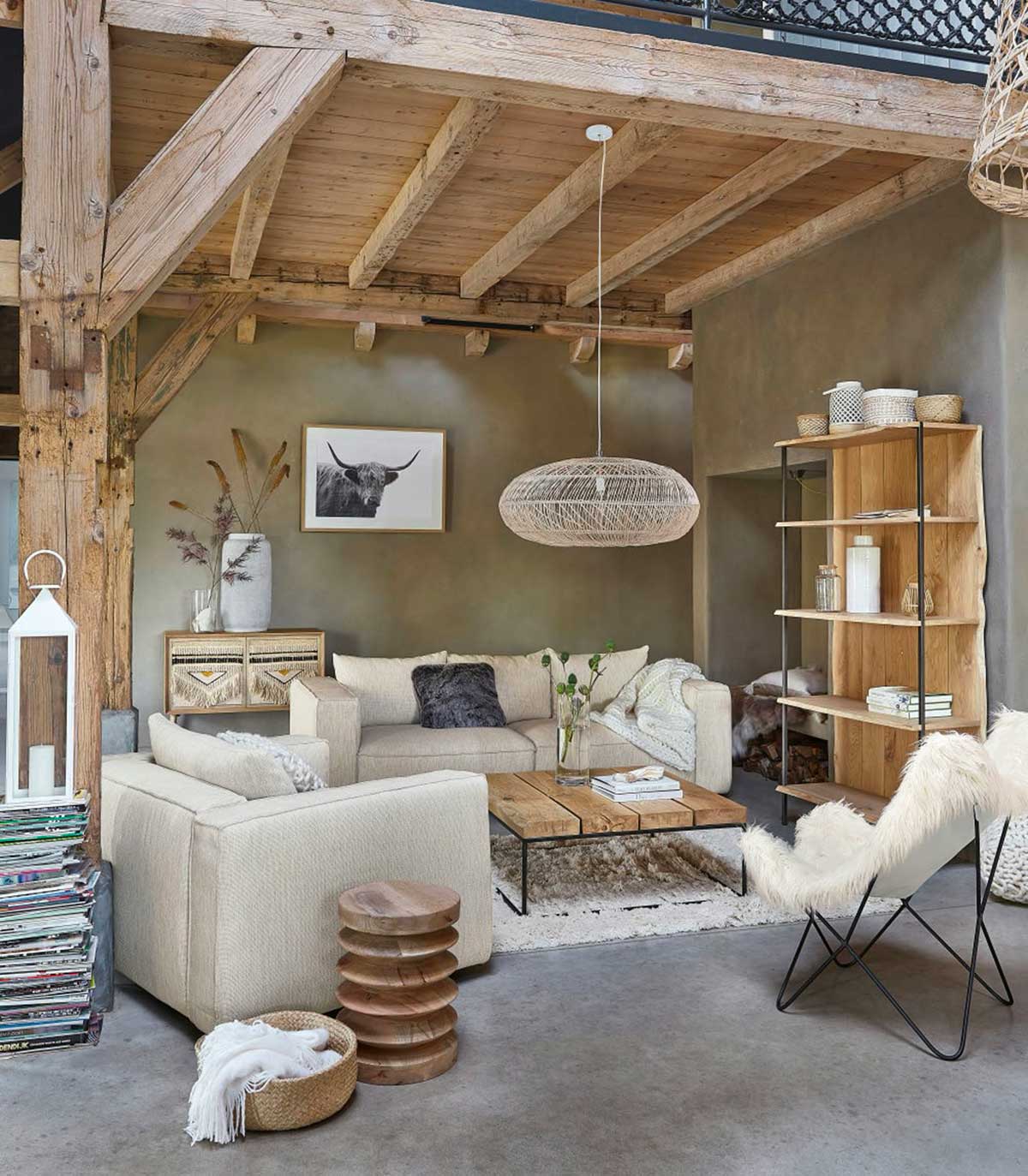 Table basse bois massif : 19 idées déco pour le salon