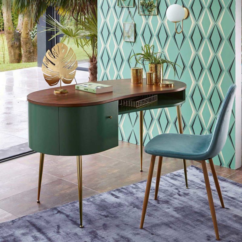 Bureau vintage au design courbe avec pieds dorés