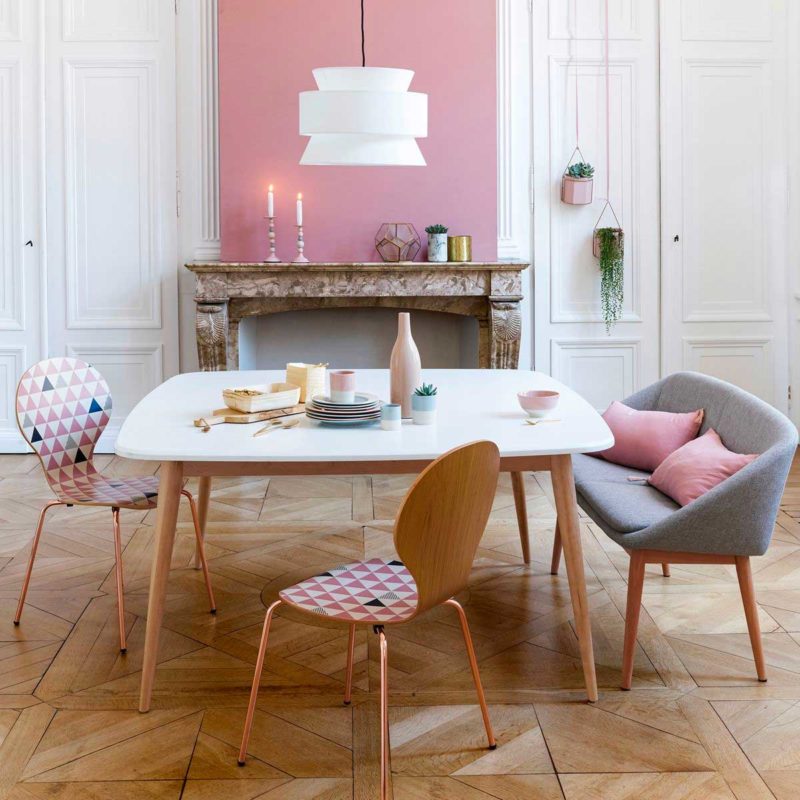 Table carrée esprit scandinave plateau blanc pieds bois