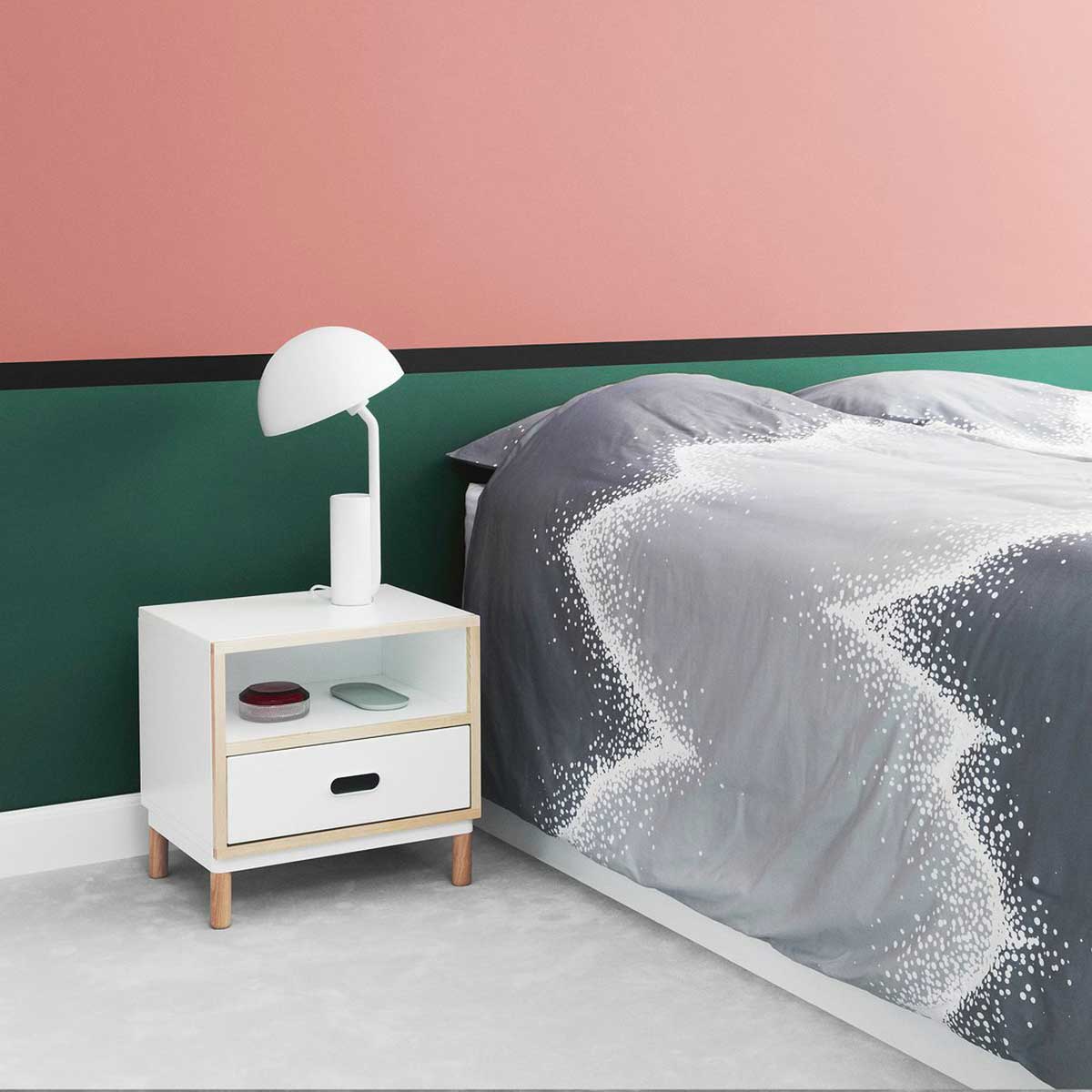 Table de chevet blanche 21 idées déco pour votre chambre