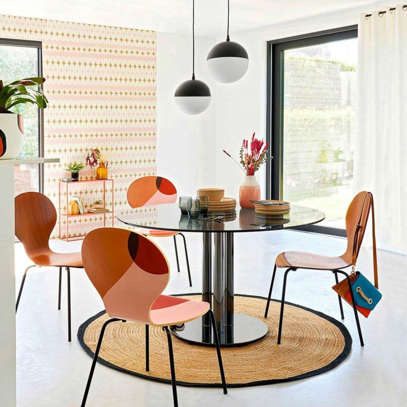Chaise de cuisine empilable