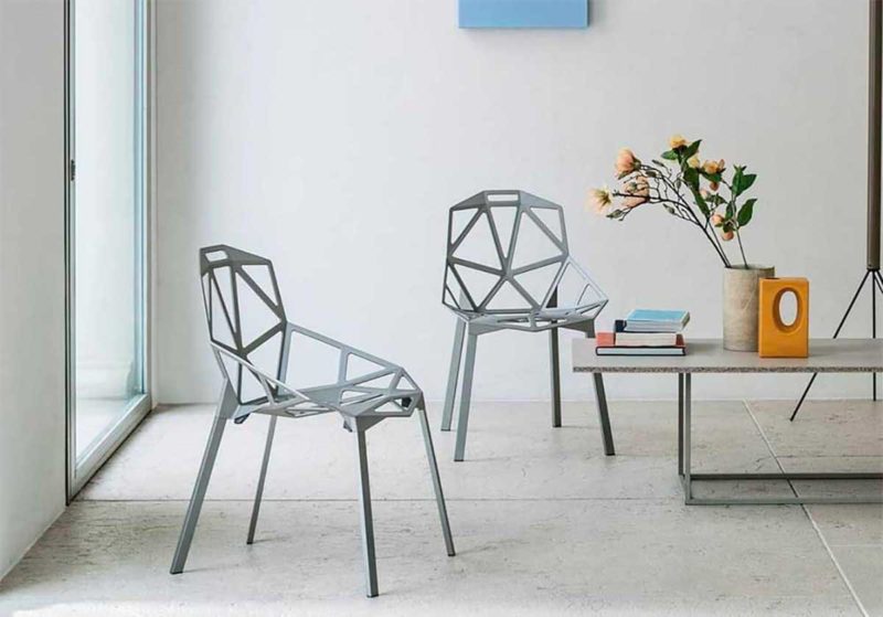 Chaise empilable au design original