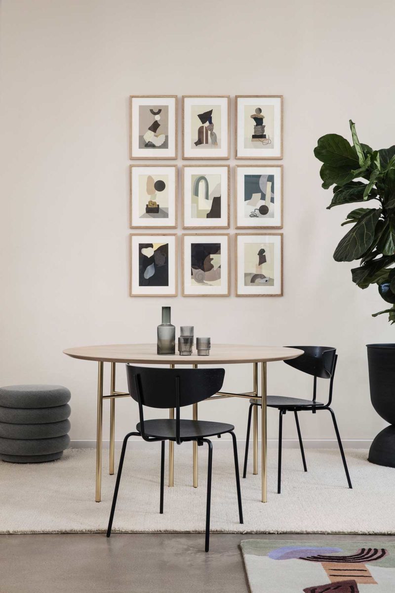 Chaise empilable moderne