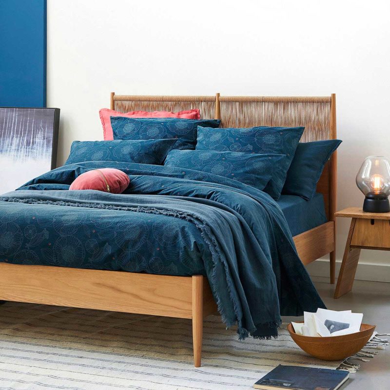 Chambre zen avec chevet scandinave original