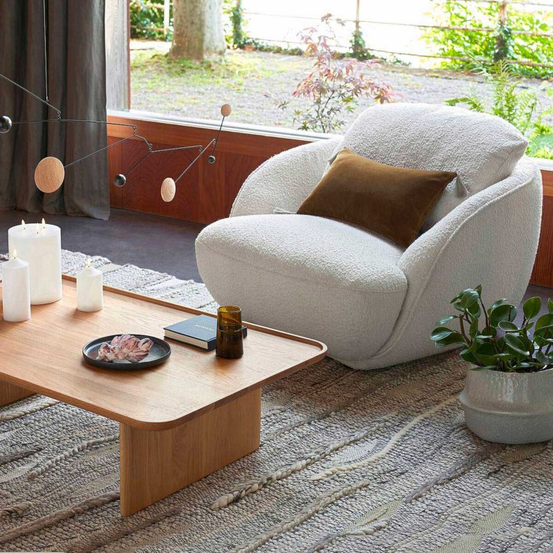 Fauteuil bouclette : 17 idées pour une déco cocooning