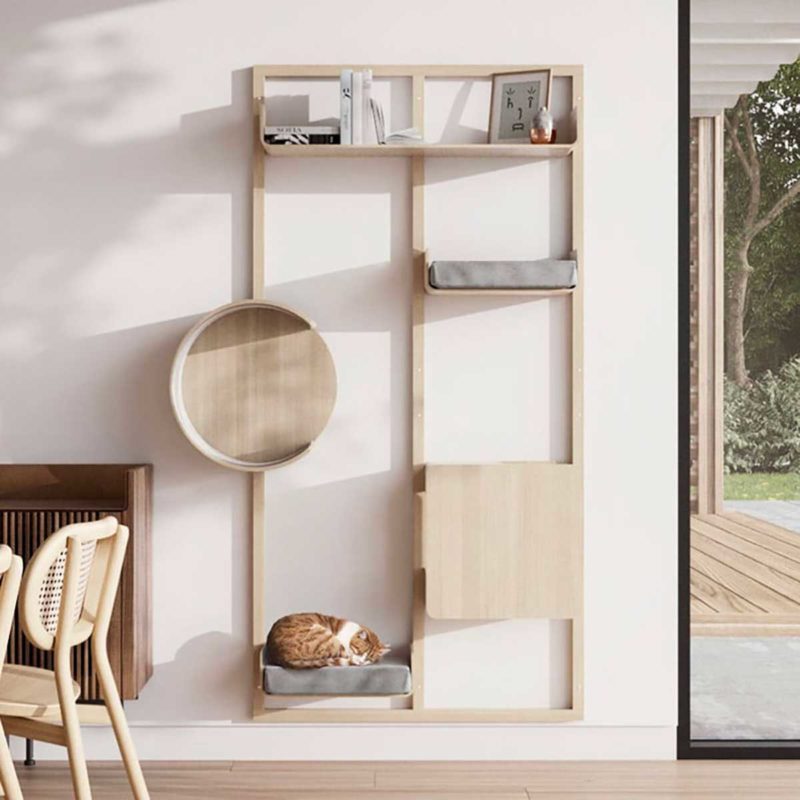 Arbre à chat design mural en bois clair