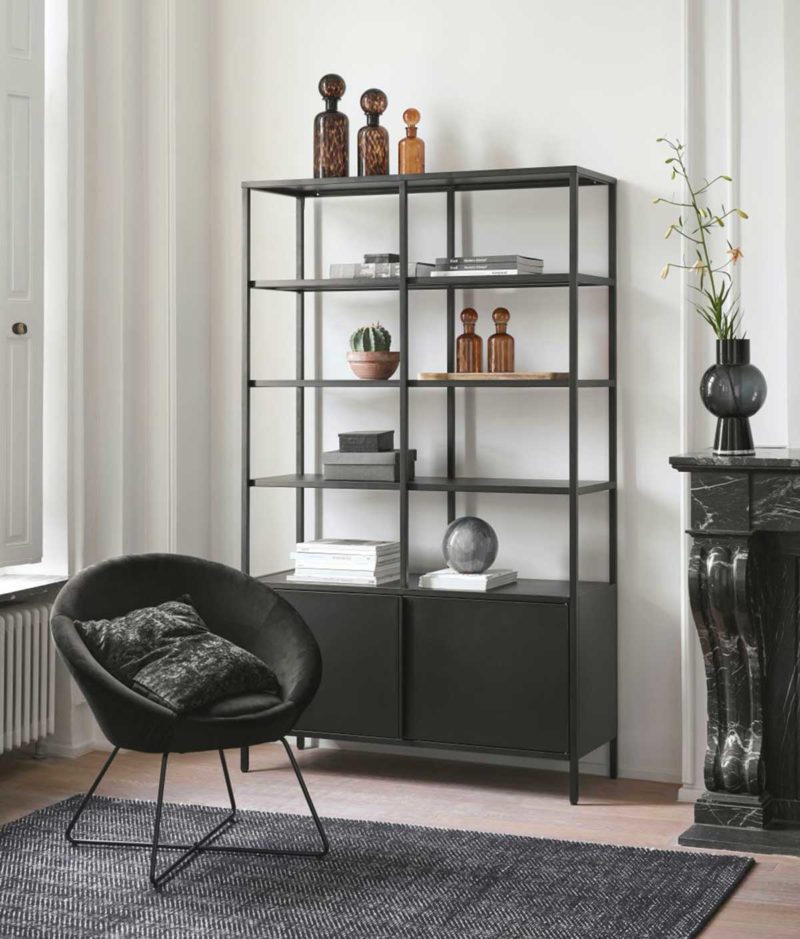 Petite Bibliothèque en Common_Matte_Black avec Portes - 120x153x32cm