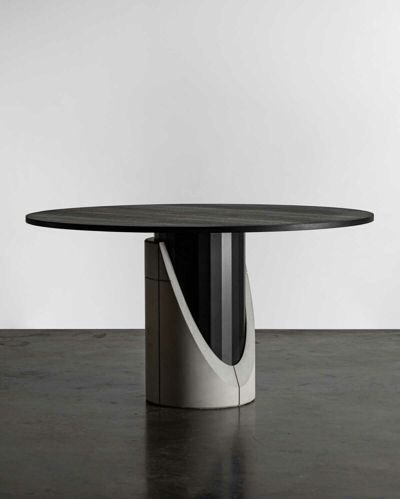 Table design avec plateau circulaire
