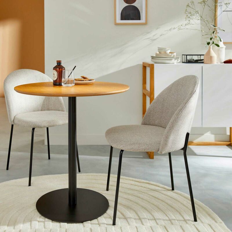 Avez-vous pensé à la table bistrot pour optimiser votre petite cuisine ?