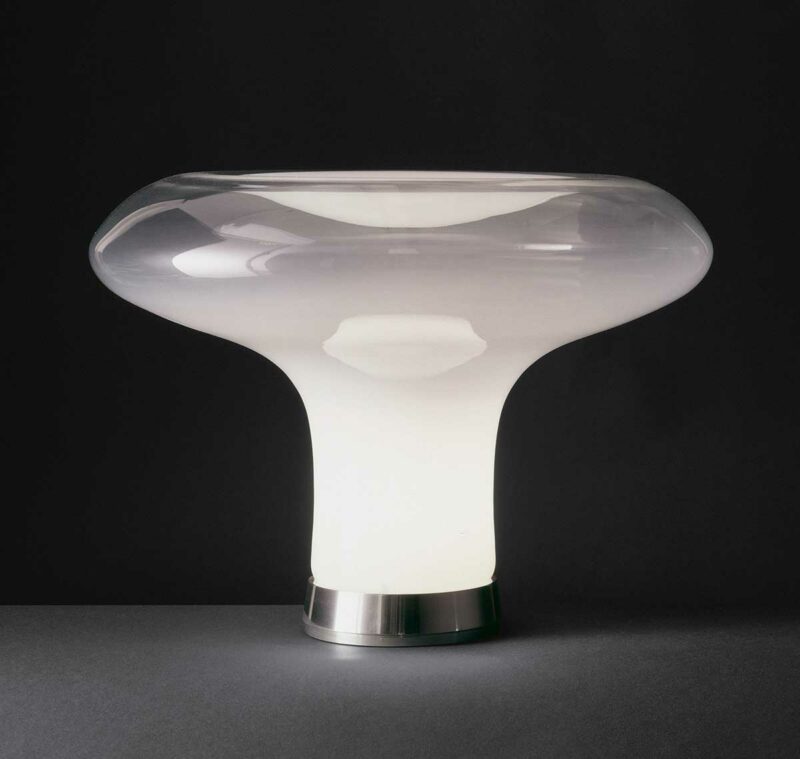 La lampe vintage champignon au design signé Angelo Mangiarotti