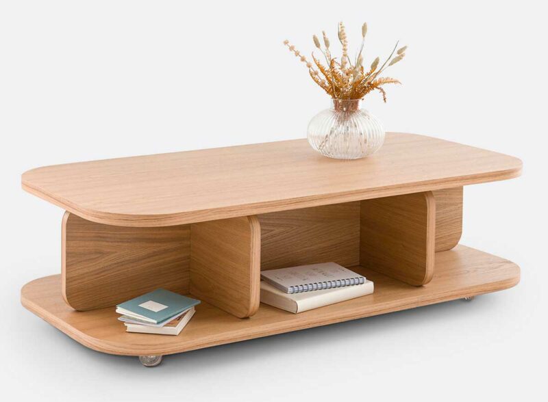 Esprit zen et fonctionnel : la table basse roulettes avec beaucoup de rangements !