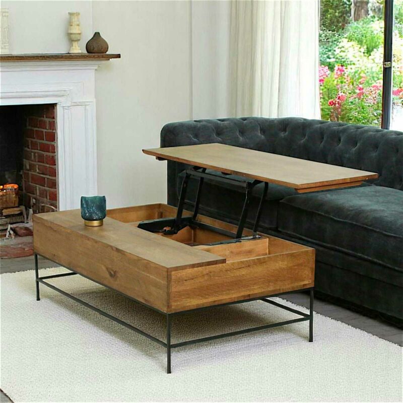 Salon avec table esprit loft au rangement discret