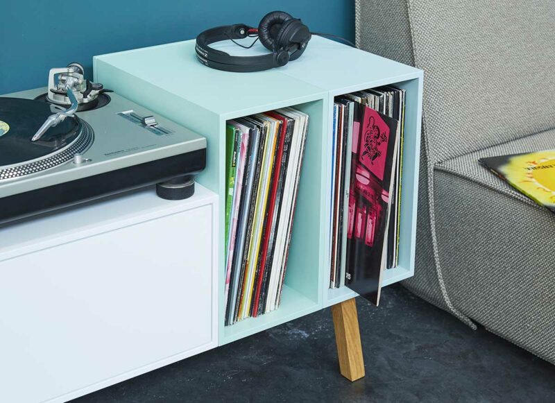 Bout de canapé pour platines et disques