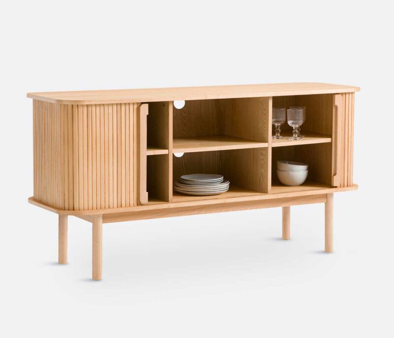 Buffet bois clair avec portes coulissantes à rideau